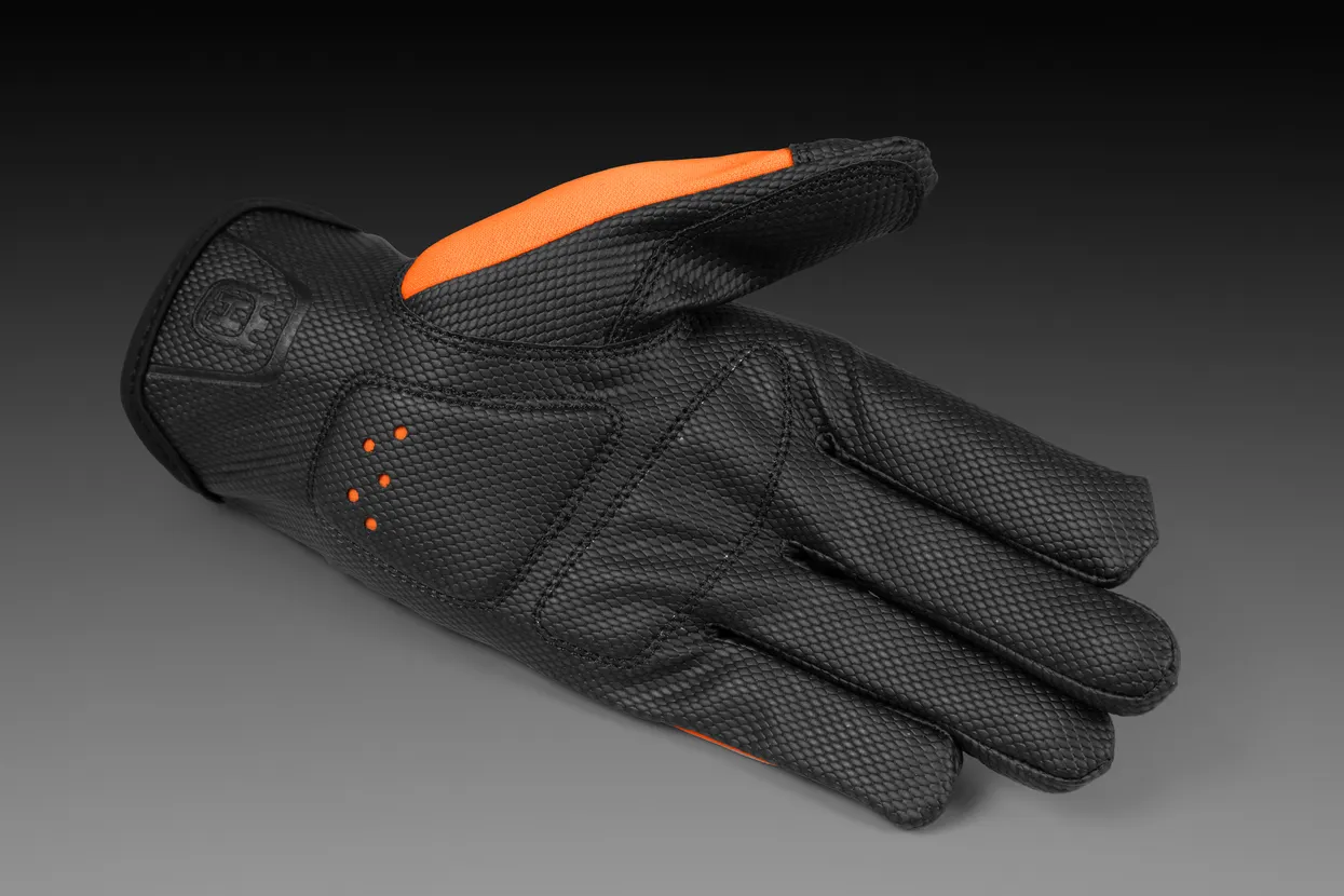 Water repellent inner hand