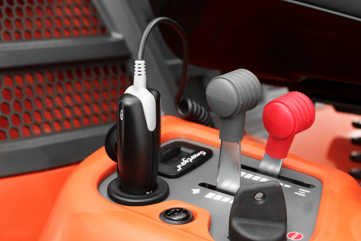 12V vtičnica za električne priključke