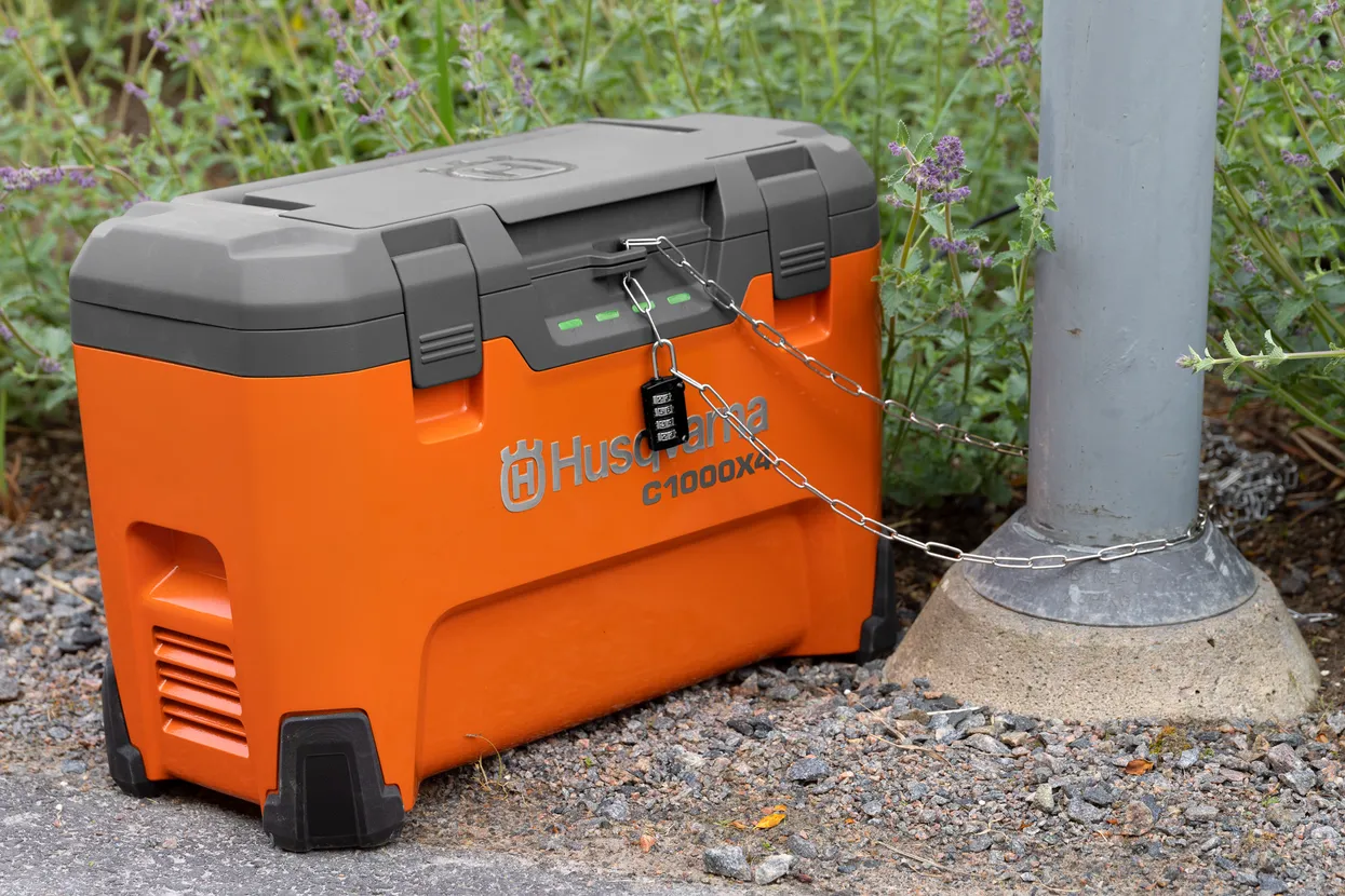 Protect both batteries and charger from theft.