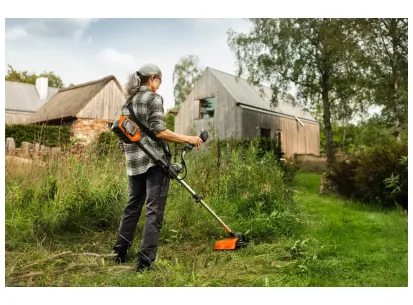 Husqvarna 220iR slika