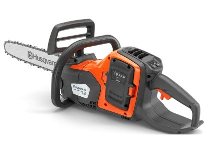 Husqvarna 230i z baterijo in polnilnikom slika