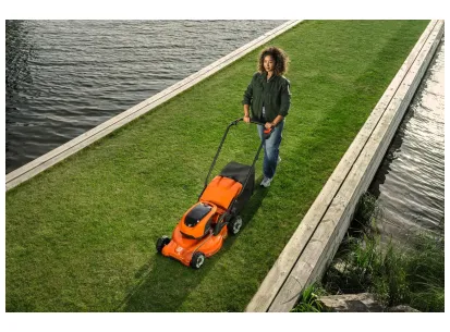 HUSQVARNA LC 247i brez akumulatorja in polnilnika slika