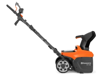 Snežna freza Husqvarna ST 143i slika